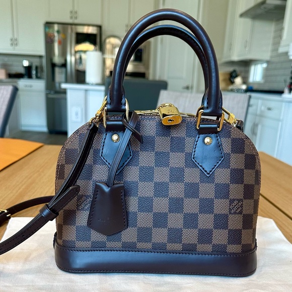 Louis Vuitton Alma BB Satchel - Picture 4 of 16